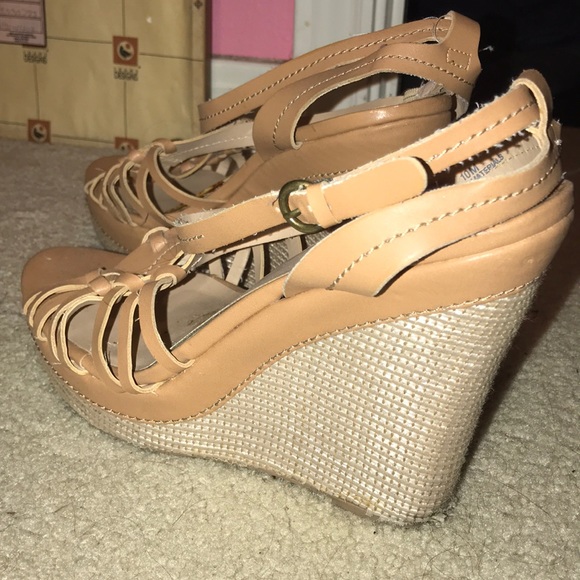 Tan Wedges - Picture 3 of 5